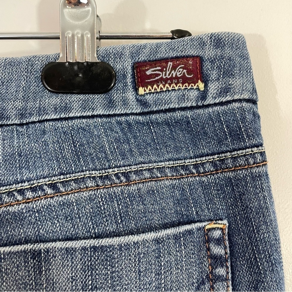 Vtg Silver Jeans Amie Flare Leg Women’s 28/34 Medium Blue Denim Lower Rise Y2k - Picture 3 of 14